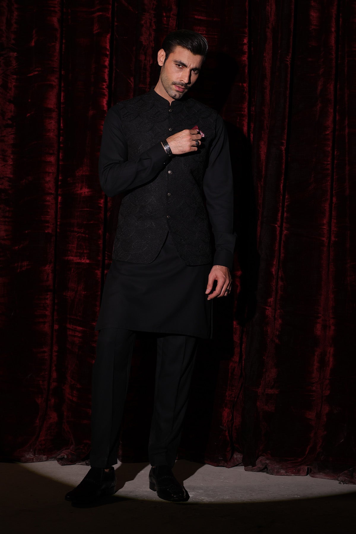 embroidered-waist-coat