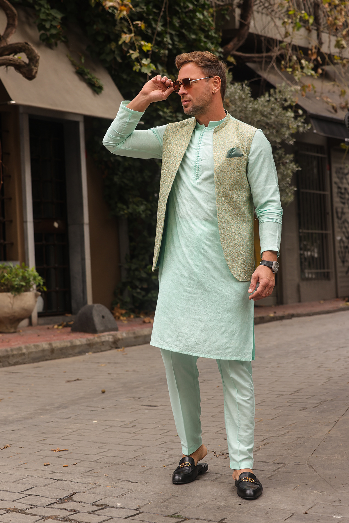 Embroidered Waist Coat