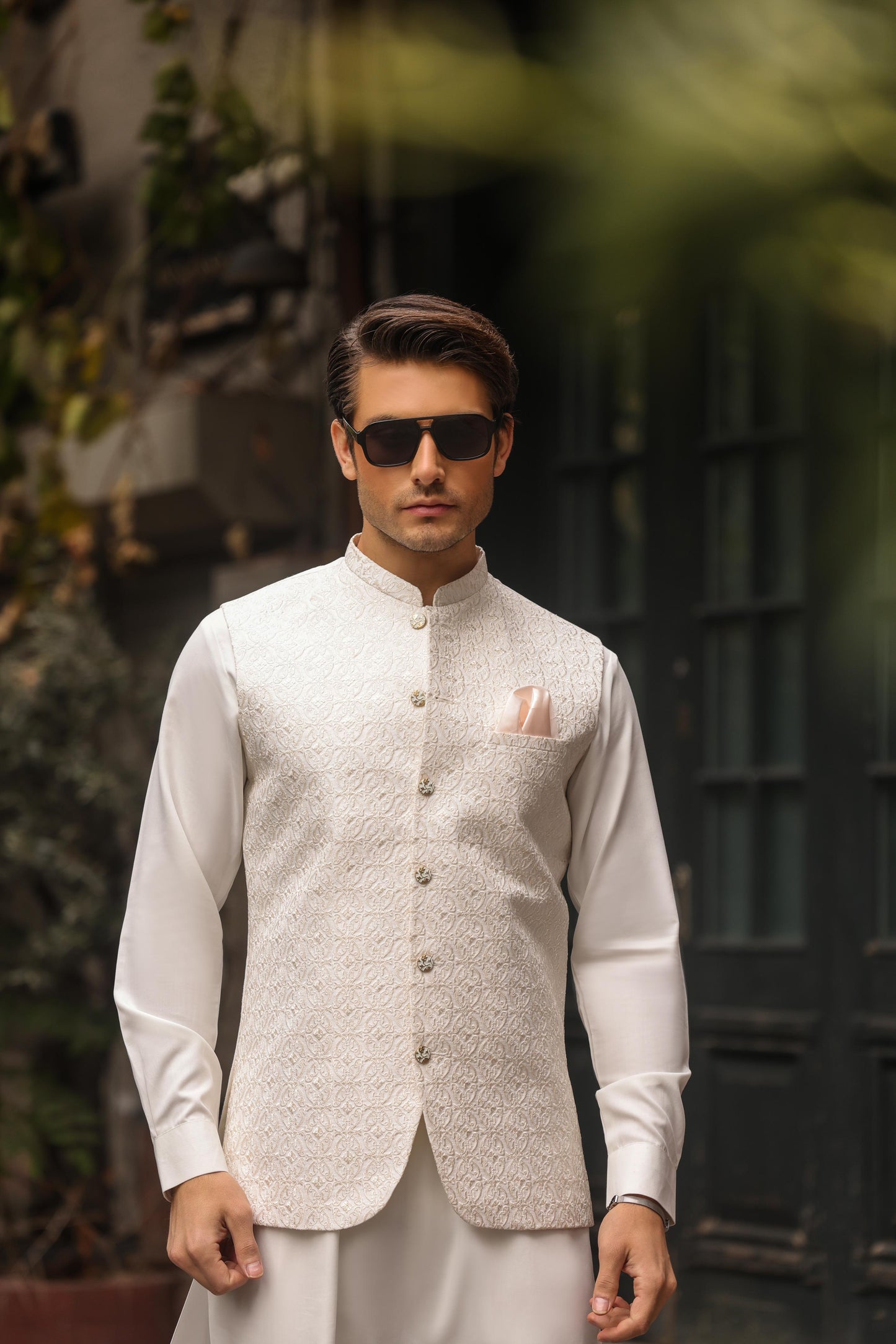 off-white-embroidered-waist-coat