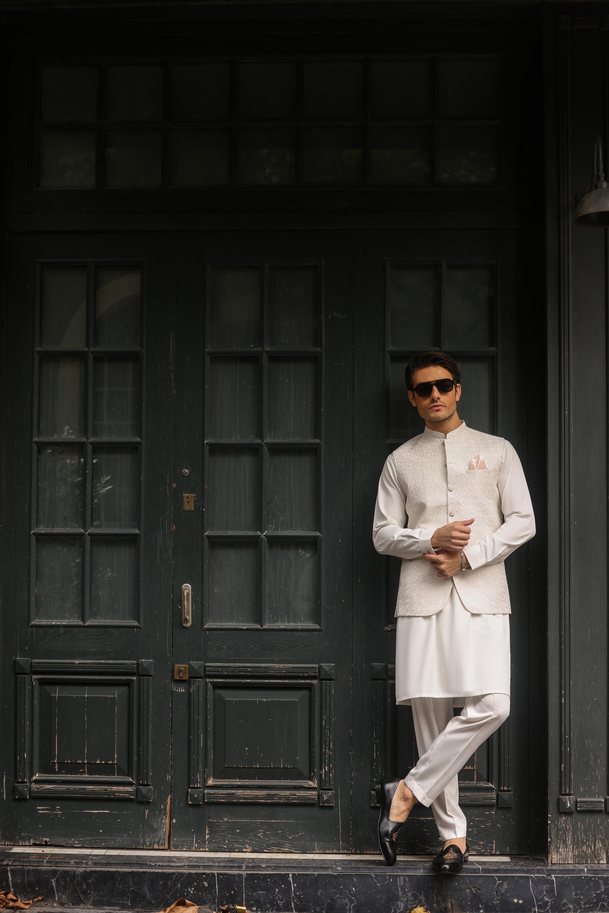 off-white-embroidered-waist-coat