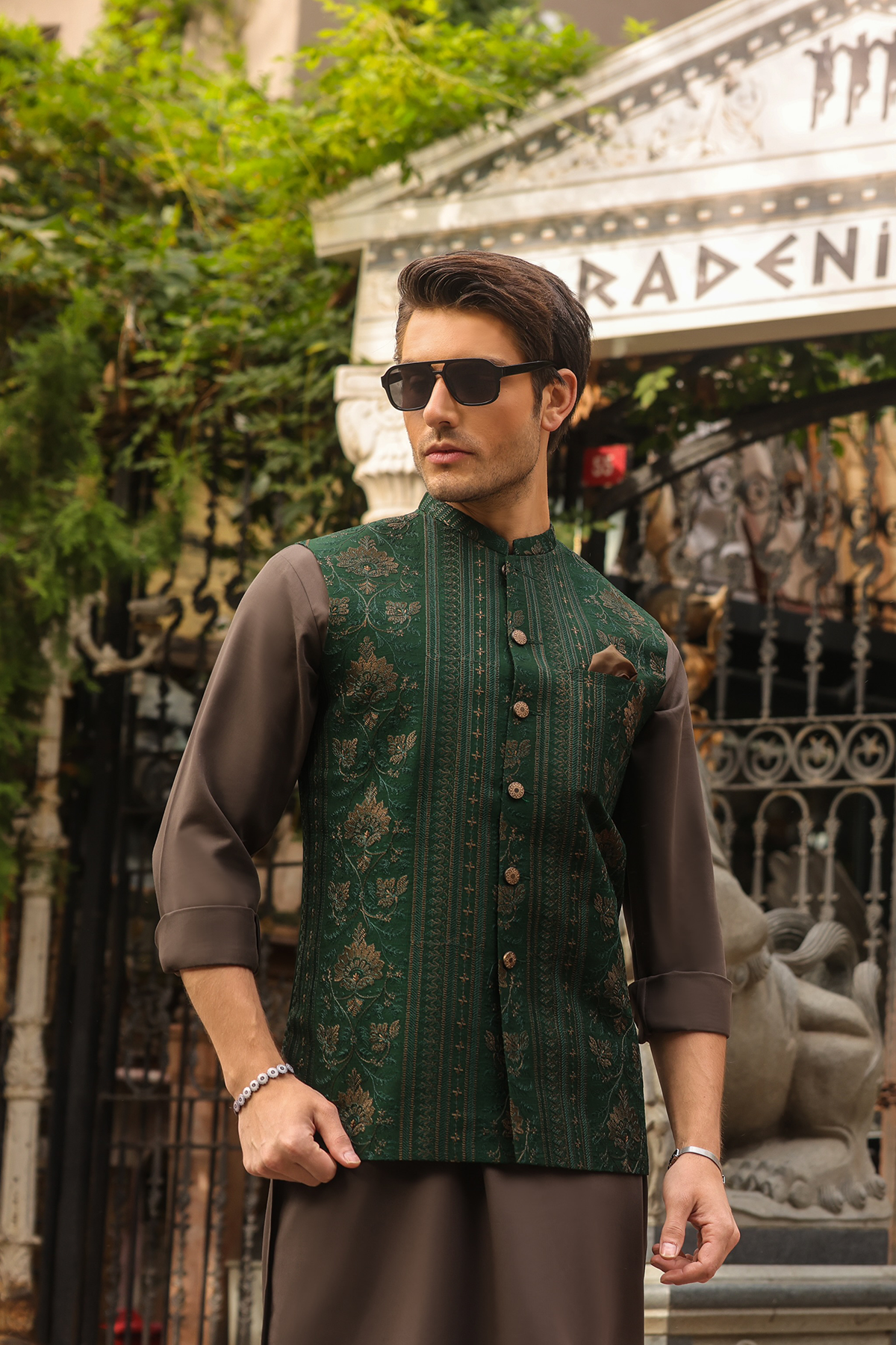 traditional-waistcoat-for-men