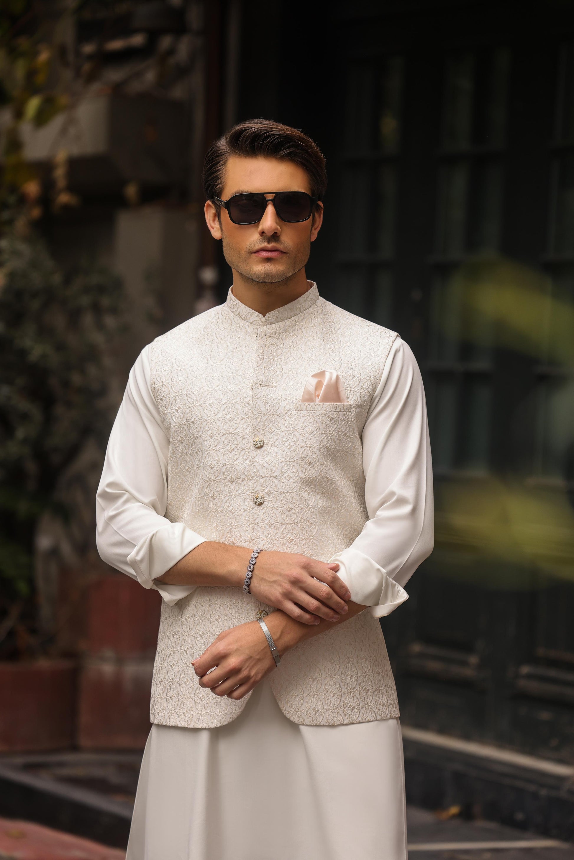 off-white-embroidered-waist-coat